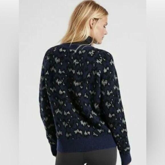 NWT Athleta Hawthorn Textured Merino Wool Blend Crew Sweater size 3X. - Picture 2 of 8